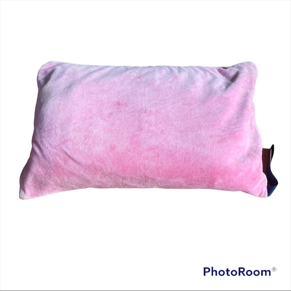 Matching Juicy Couture Travel Blanket or Pillow Bubblegum Pink. Barbie - Picture 6 of 11